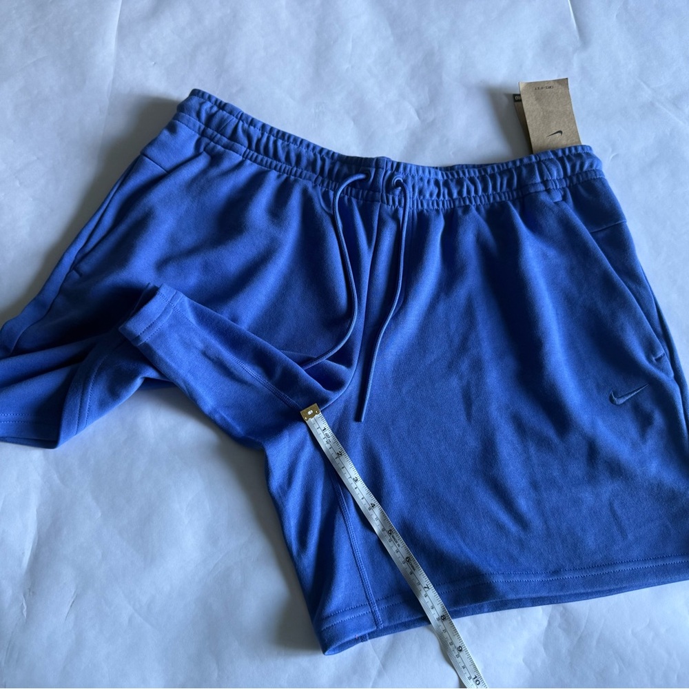 Nike men’s Blue Athletic Shorts - Lightweight Drawstring Waist